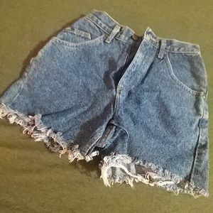 2/$20 Lee Cut-Off High-waisted shorts